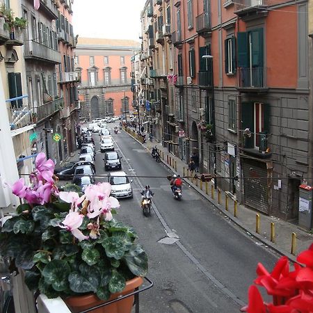A Canzuncella Naples Extérieur photo