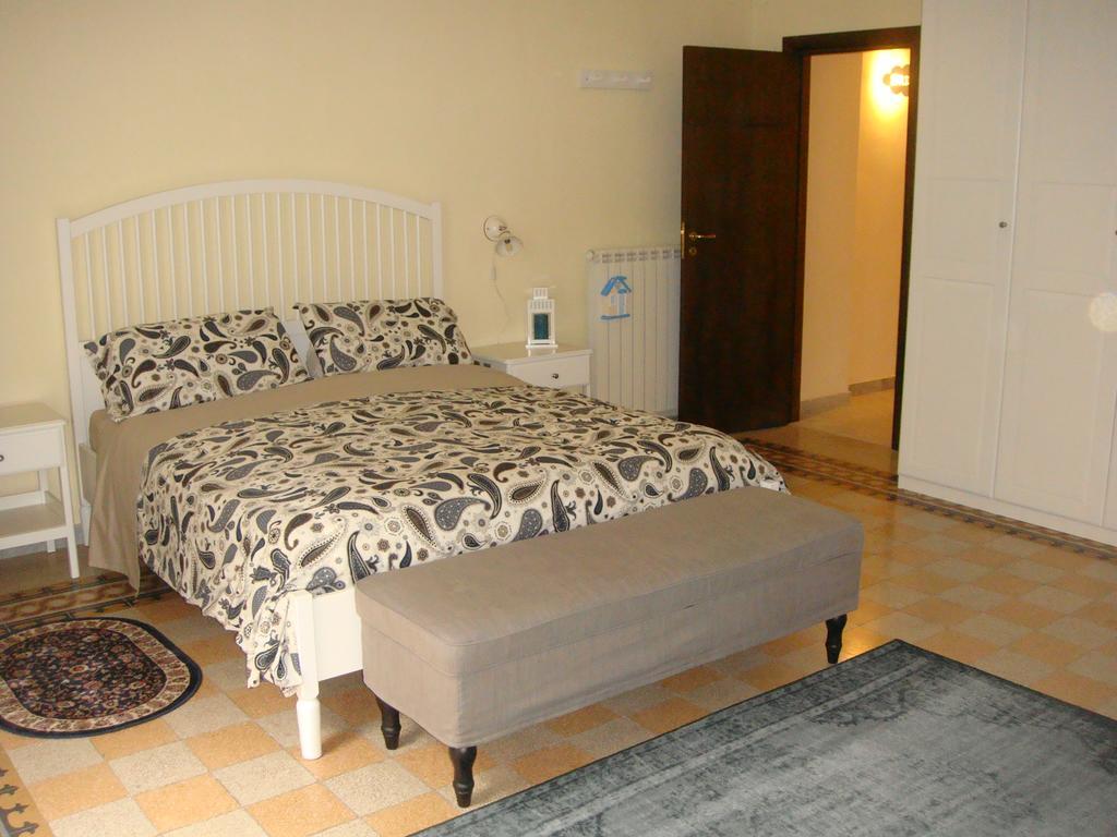 A Canzuncella Naples Extérieur photo